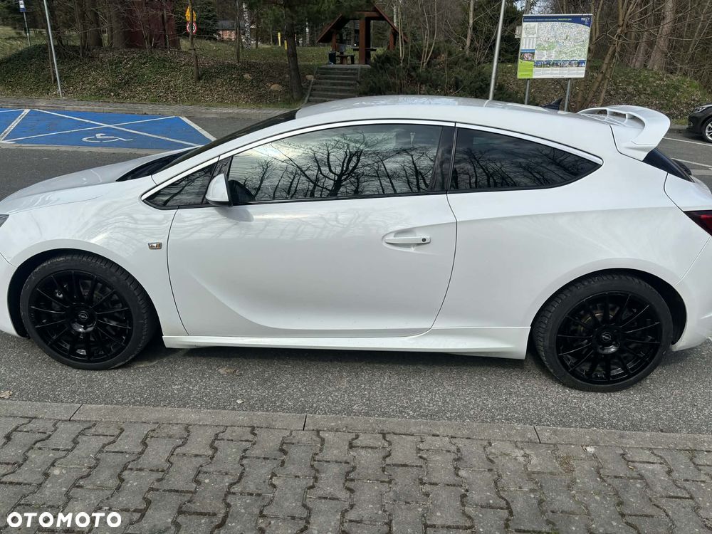 Opel Astra OPC - 4