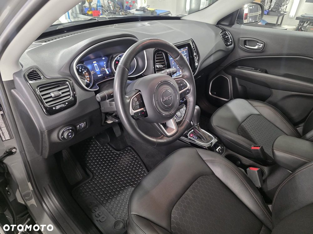 Jeep Compass 1.3 T-GDI I4 Automatik Limited - 30