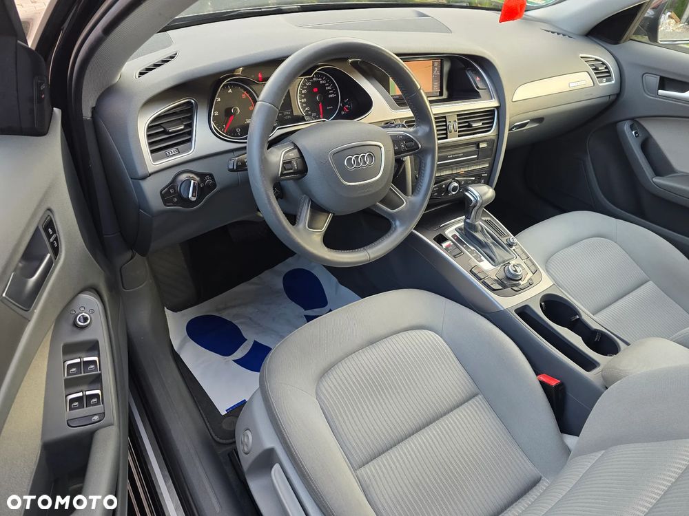 Audi A4 Avant 2.0 TDI Quattro S tronic - 14