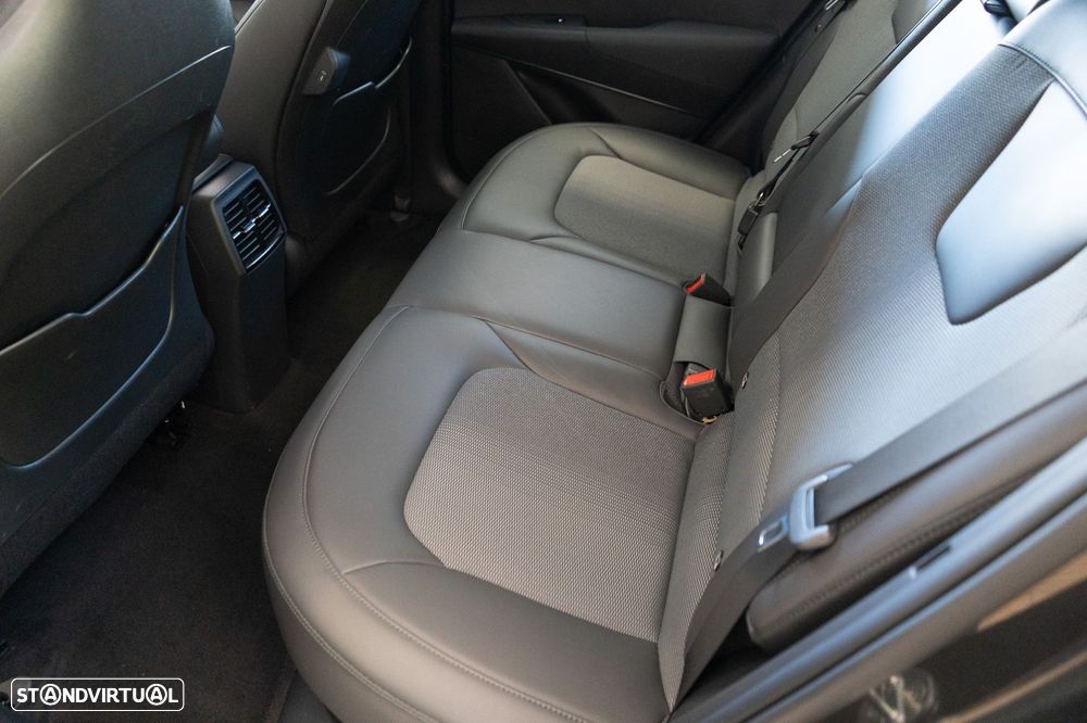 Kia Niro EV 64kWh Drive - 9