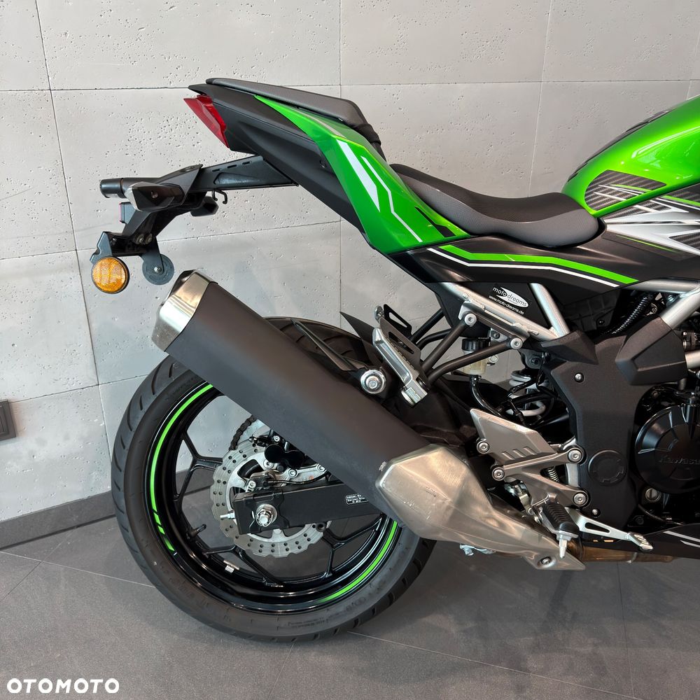 Kawasaki Z - 6