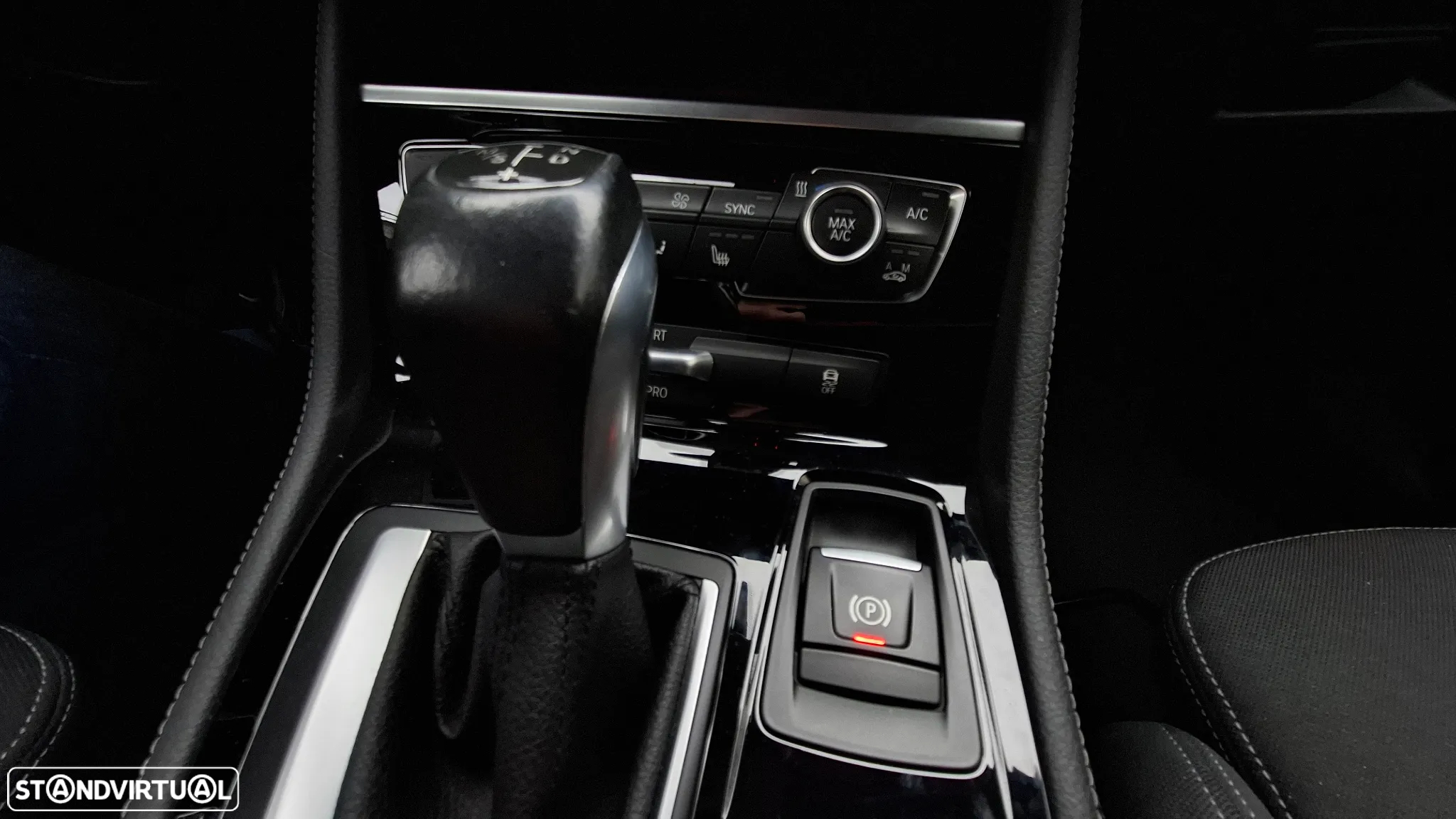 BMW 218 Active Tourer d Sport-Aut. - 38