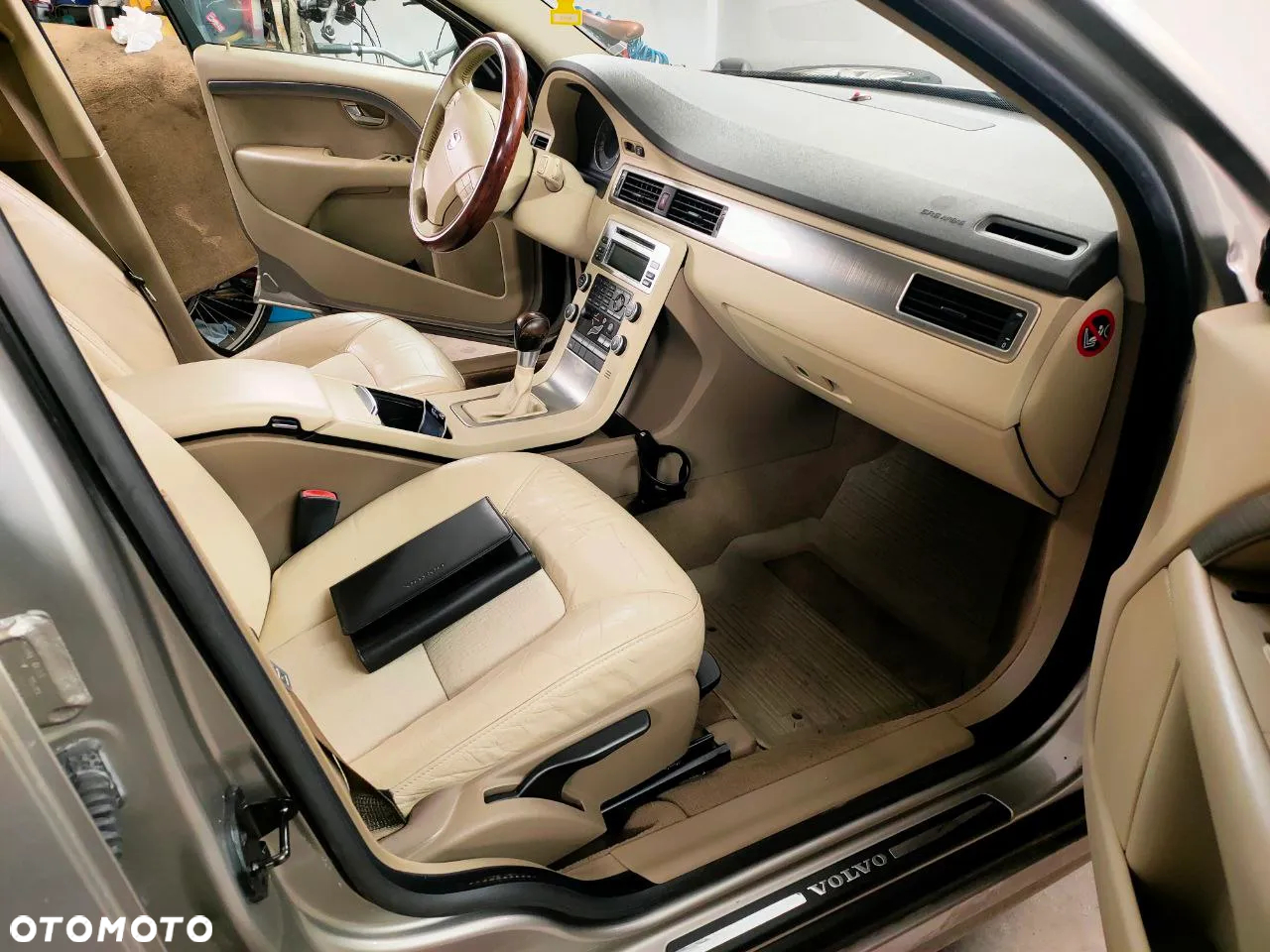 Volvo V70 2.0 Momentum - 14