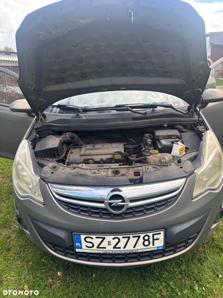 Opel Corsa - 16