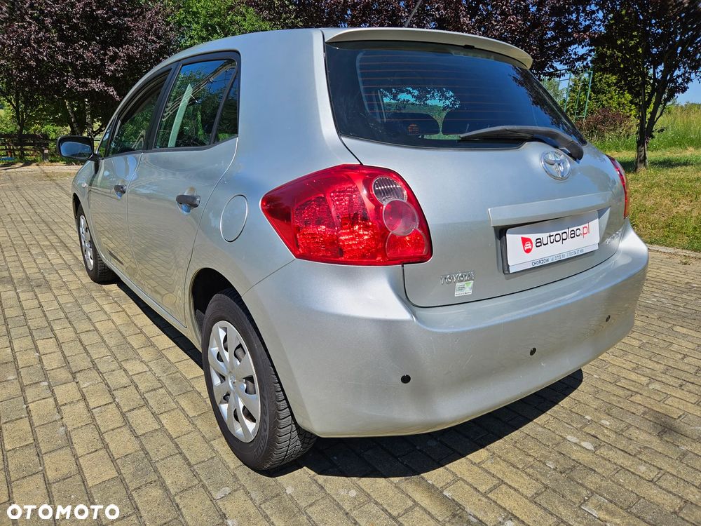 Toyota Auris 1.33 VVT-i Luna - 10