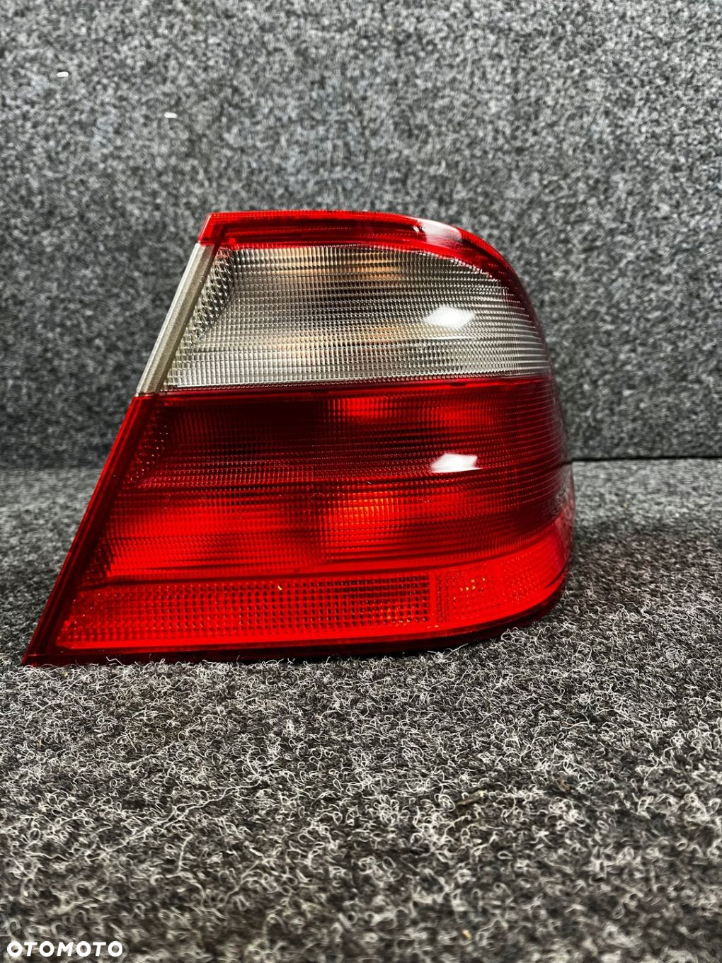 lampa prawy tył mercedes w208 clk 2088200264 - 2