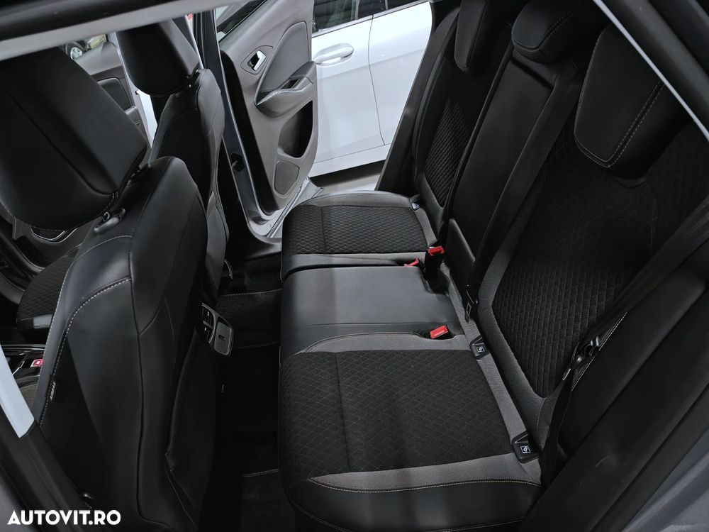 Opel Grandland X 1.2 Turbo START/STOP Ultimate Aut. - 20