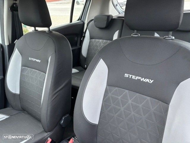 Dacia Sandero 0.9 TCe Stepway - 5
