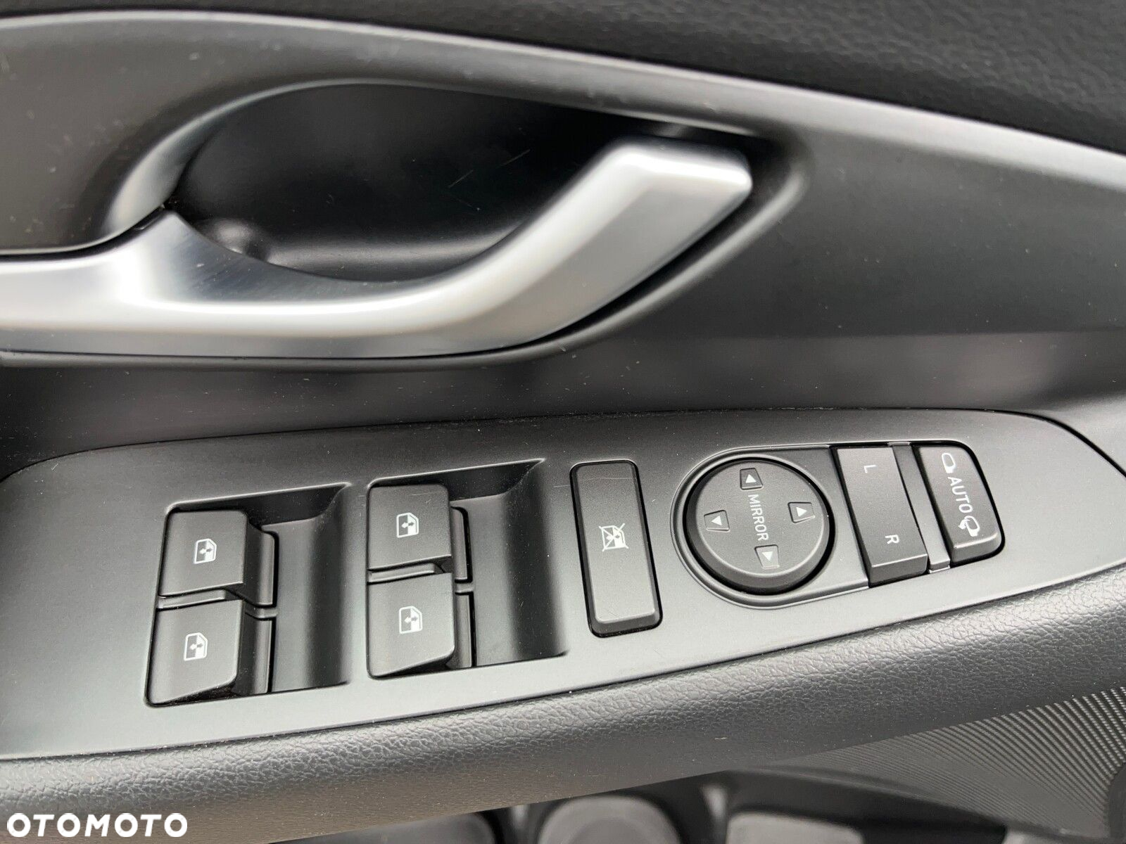 Hyundai i30 1.4 T-GDI Comfort DCT - 10