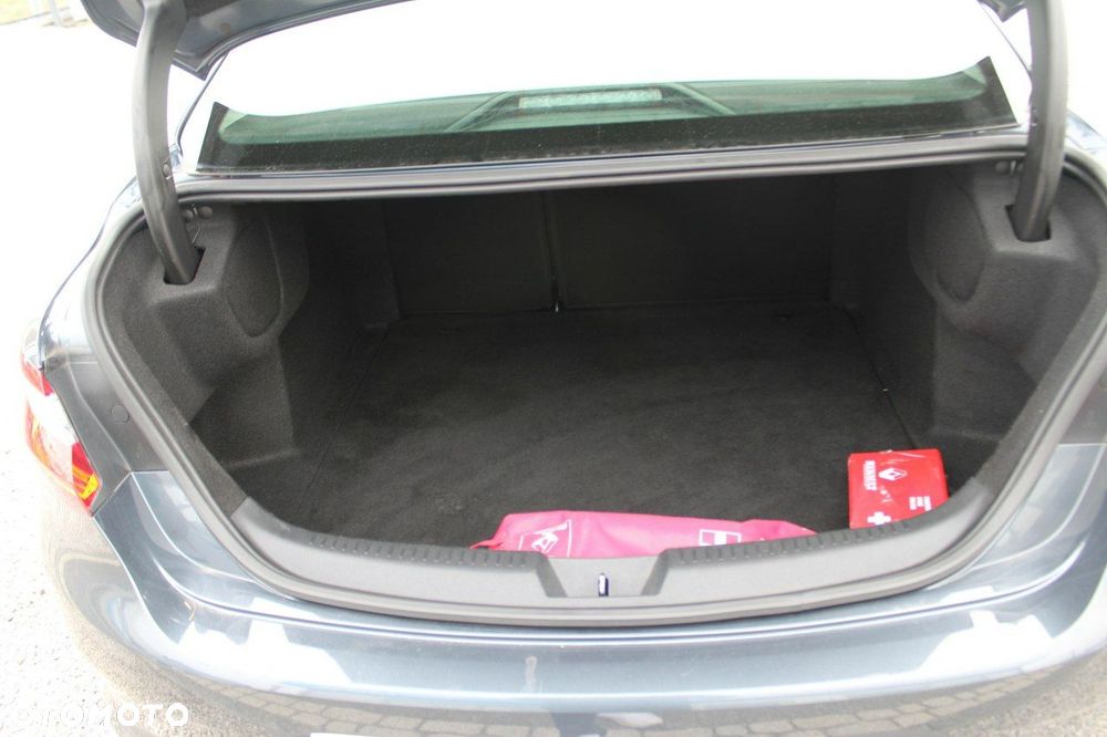 Renault Megane - 25