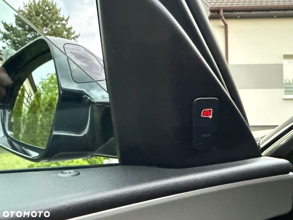 Audi A6 Avant 2.0 TDI ultra S tronic - 24