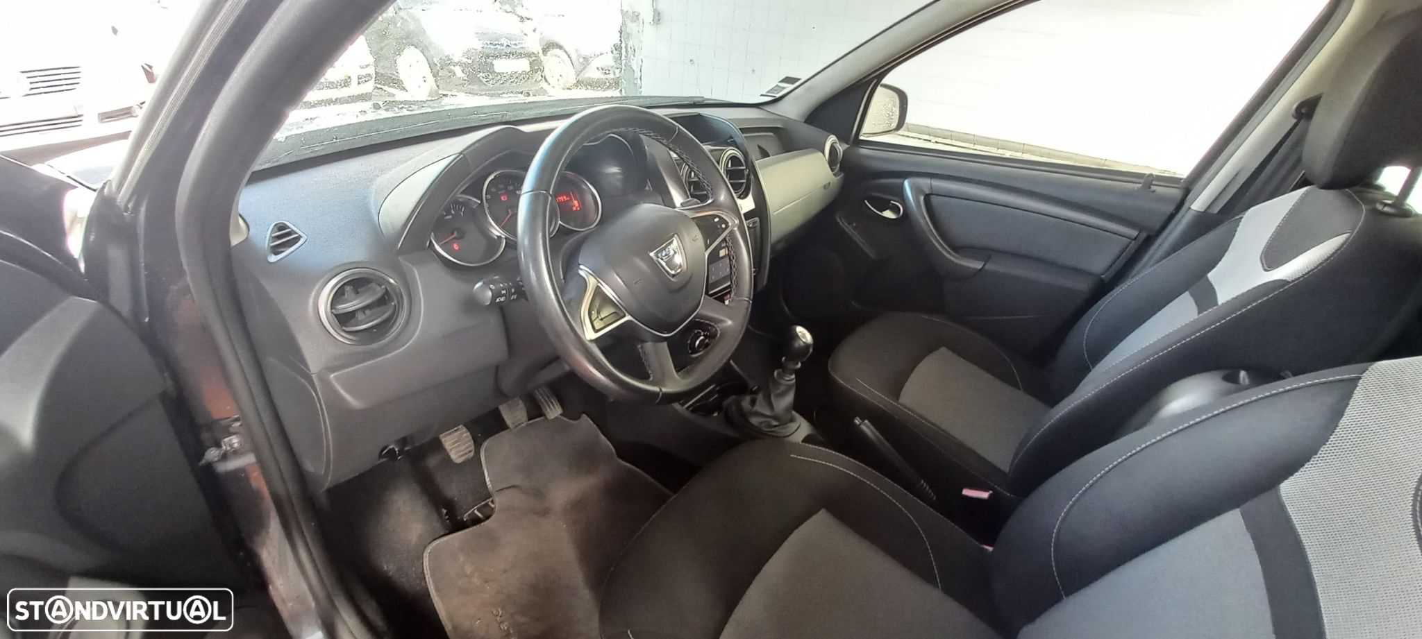 Dacia Duster 1.5 dCi SL Black Shadow - 4
