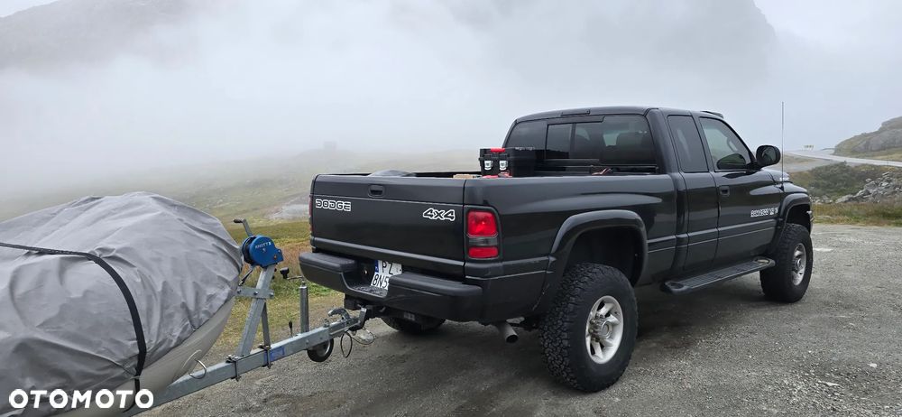 Dodge RAM - 2