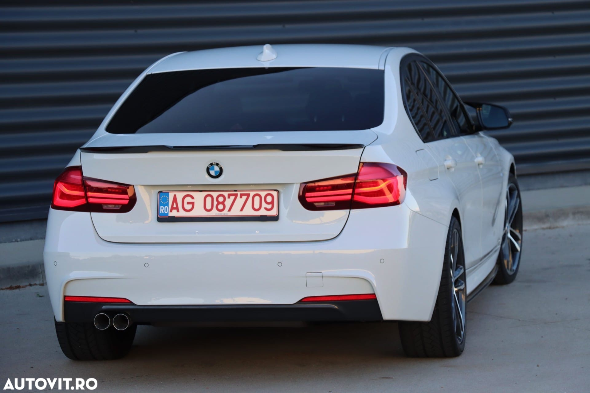 BMW Seria 3 - 15