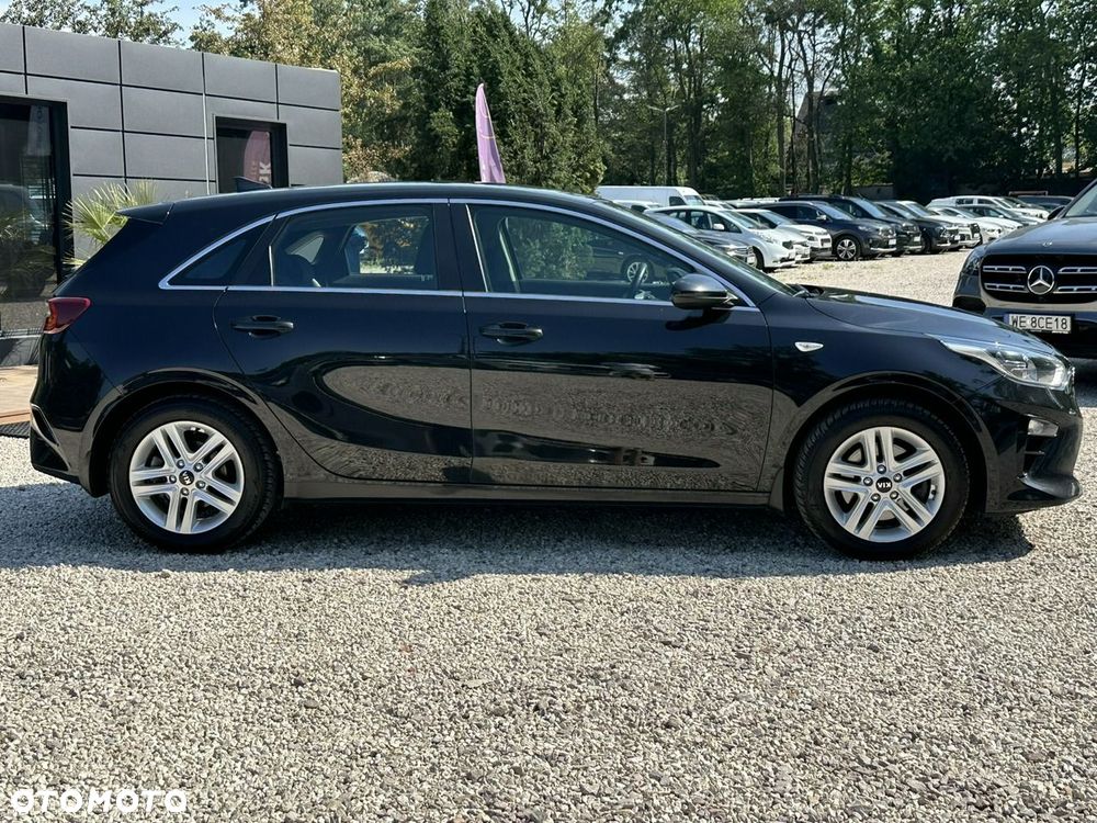 Kia Ceed - 8