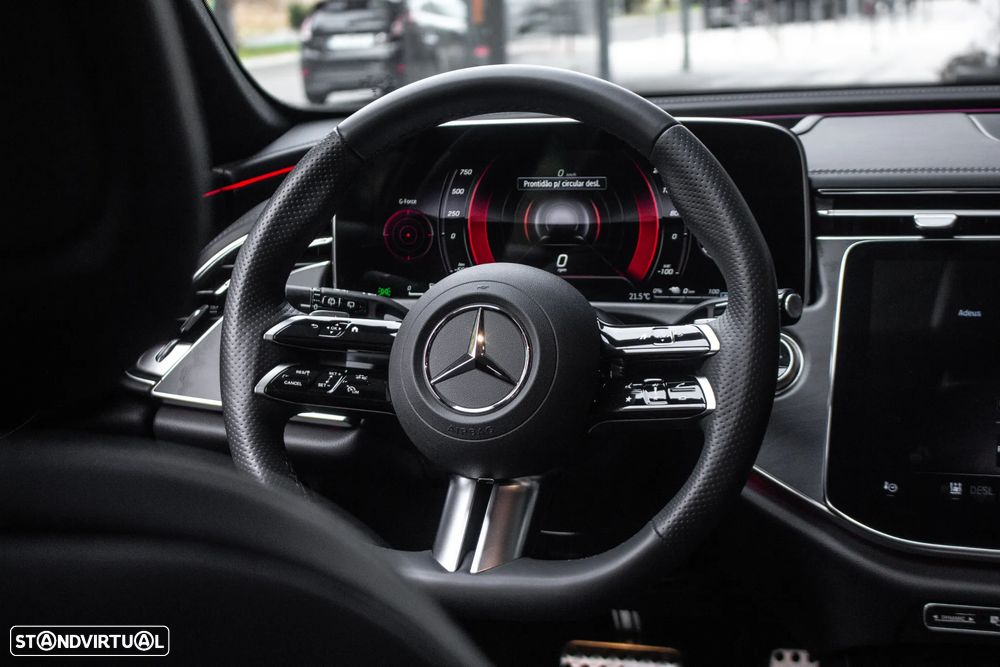 Mercedes-Benz E 300 de AMG Line - 36