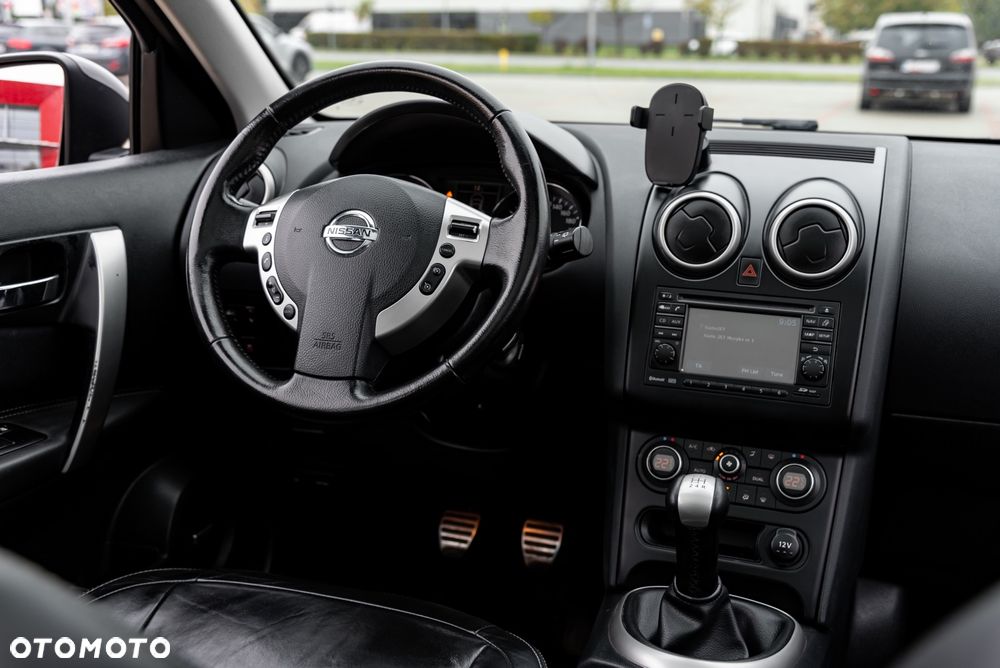 Nissan Qashqai 1.6 Tekna - 26