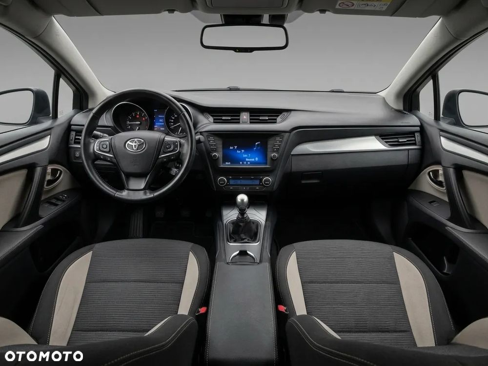 Toyota Avensis 1.8 Prestige - 5