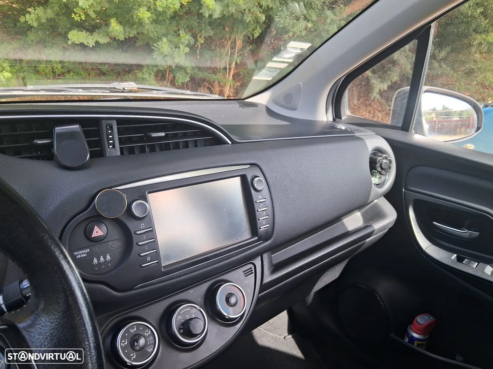 Toyota Yaris 1.4 D-4D - 7