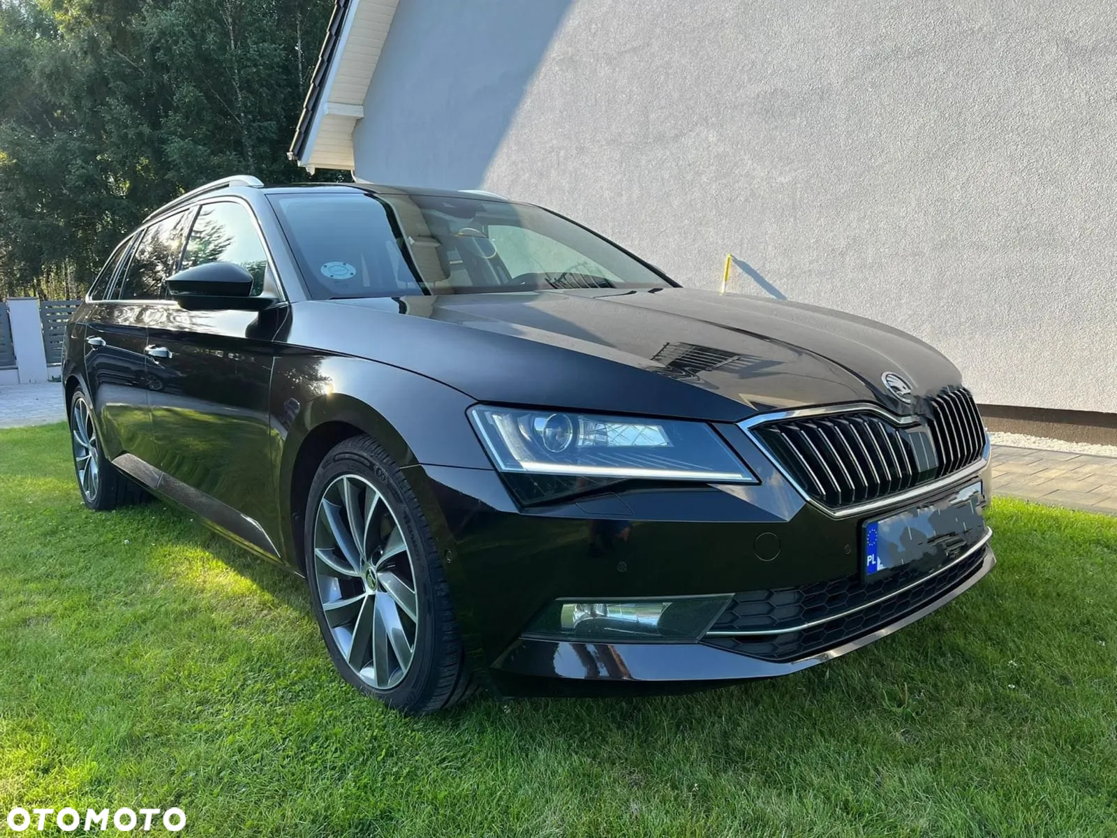 Skoda Superb 2.0 TDI SCR Style DSG - 4