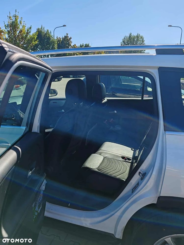 Mercedes-Benz GLB 200 d 8G-DCT - 15