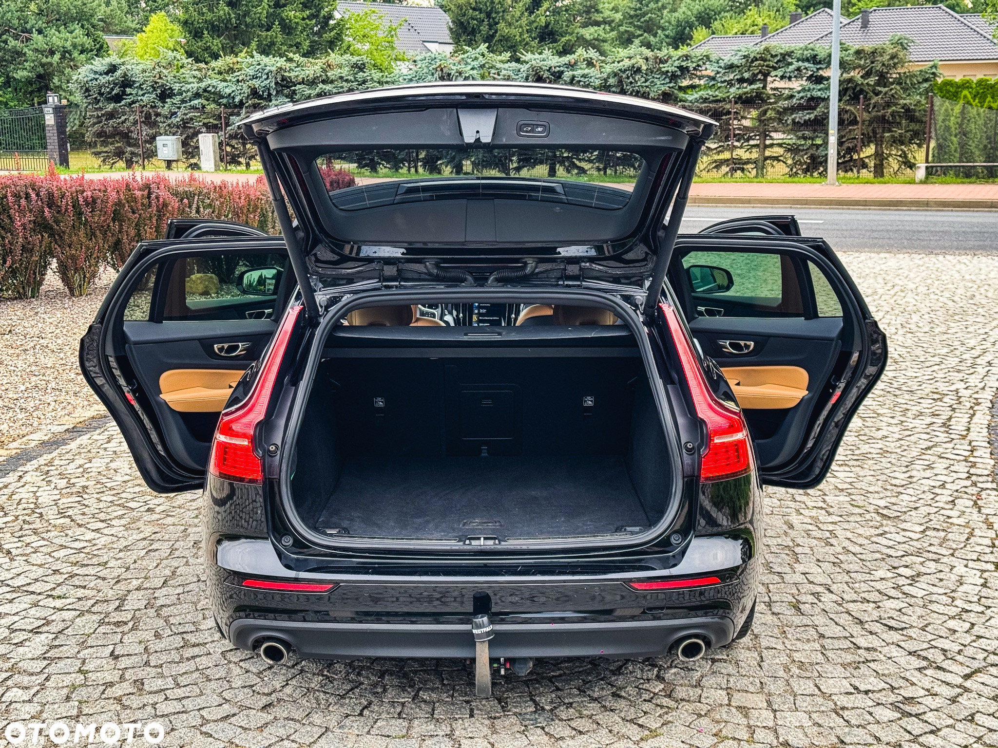 Volvo V60 D4 Momentum Pro - 19