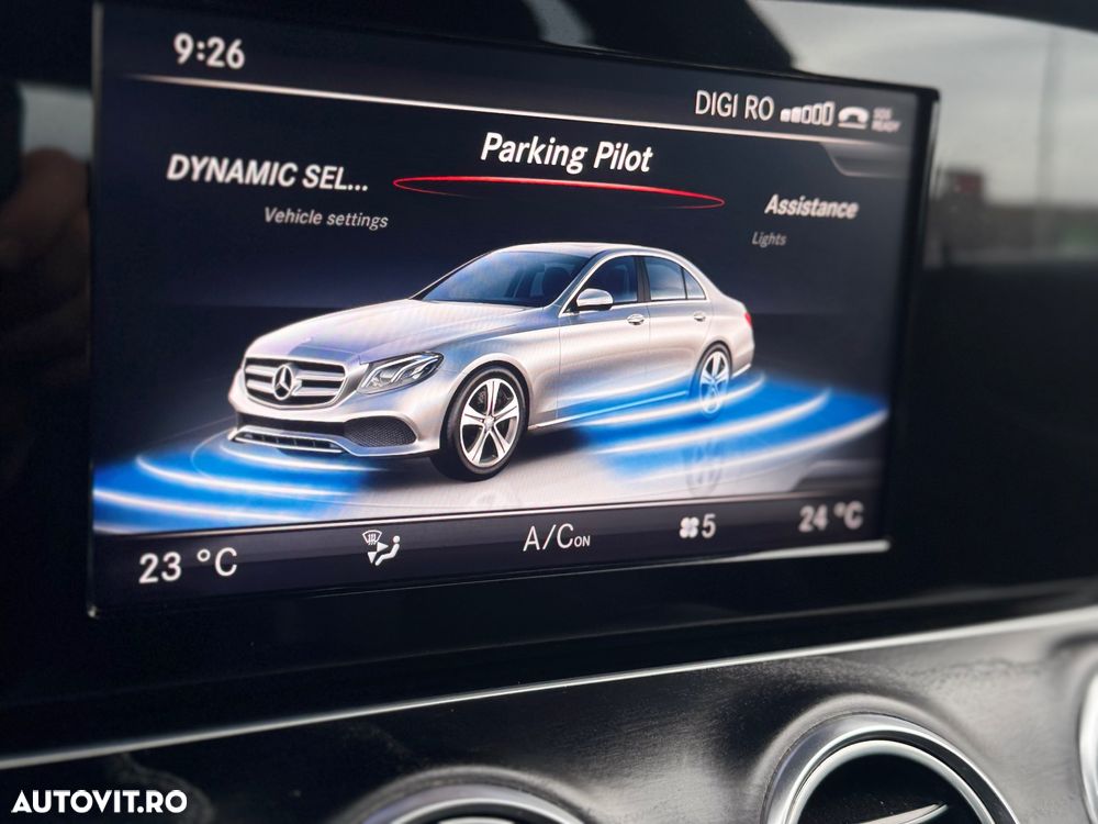 Mercedes-Benz E 220 d 9G-TRONIC Exclusive - 26