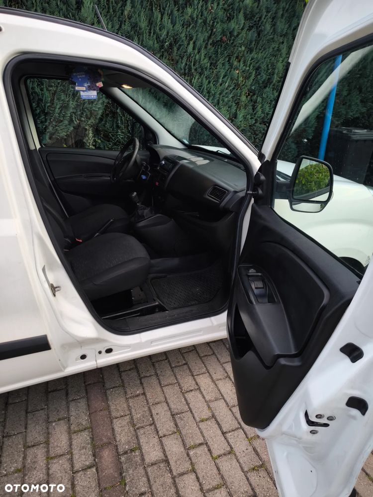 Opel Combo Van - 8