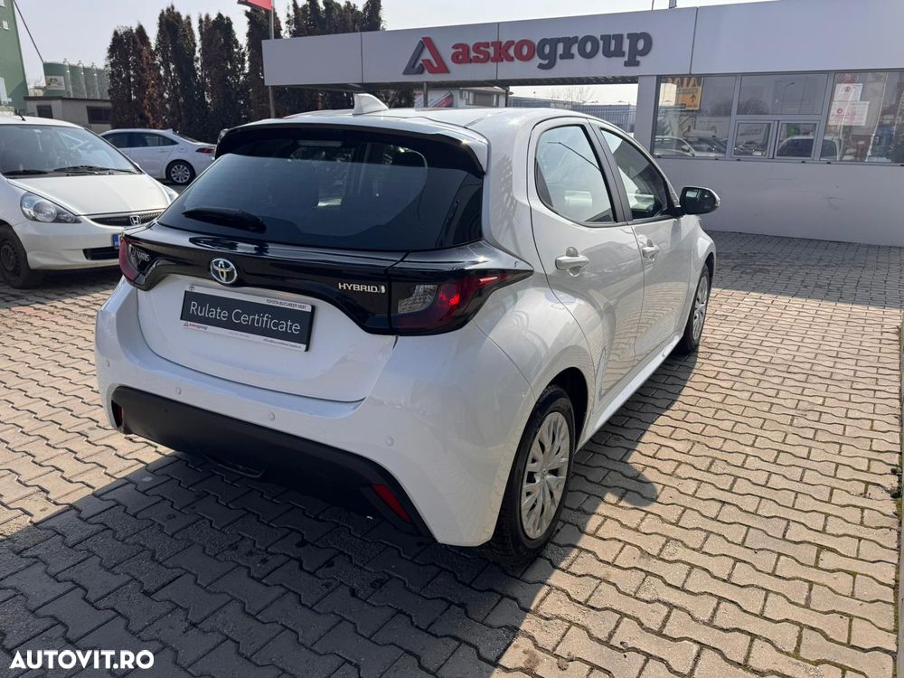 Toyota Yaris 1.5 VVT-i HSD Eco - 8
