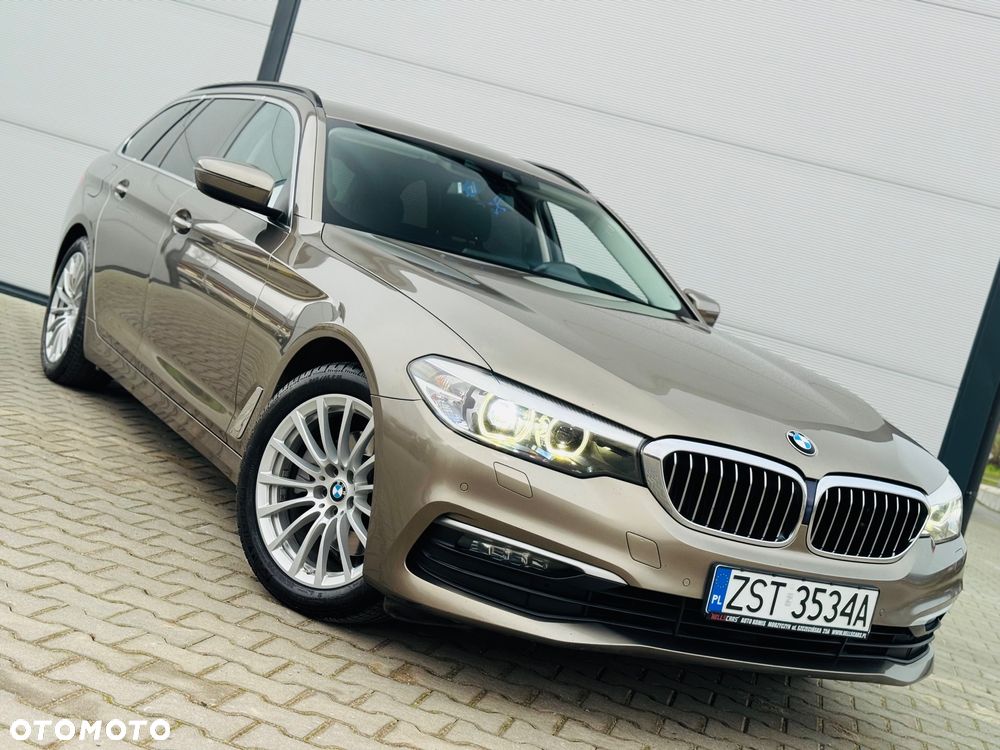 BMW Seria 5 520d xDrive Sport Line - 1