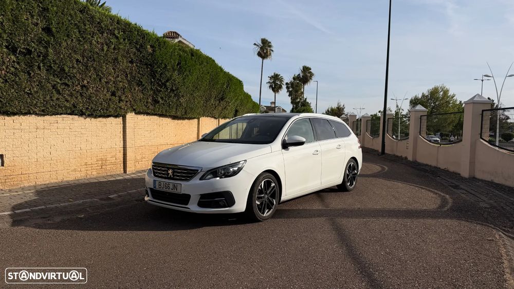 Peugeot 308 SW PureTech 130 Stop & Start Allure - 1