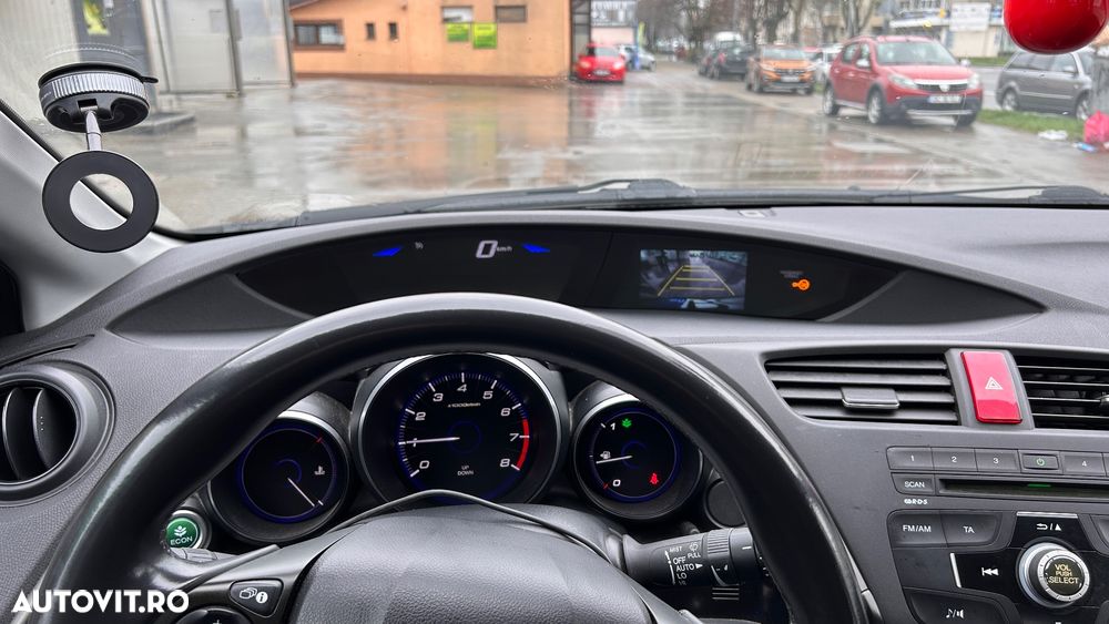 Honda Civic 1.4 i-VTEC Sport - 7