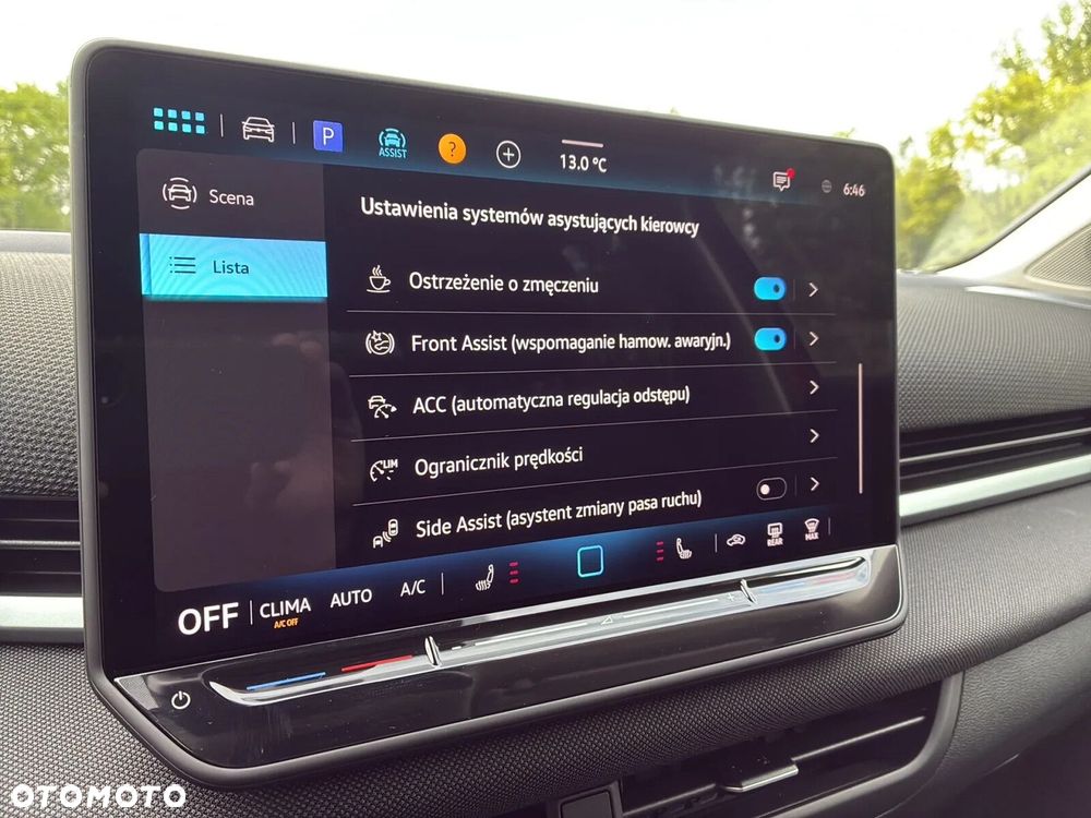 Volkswagen T-Roc - 22