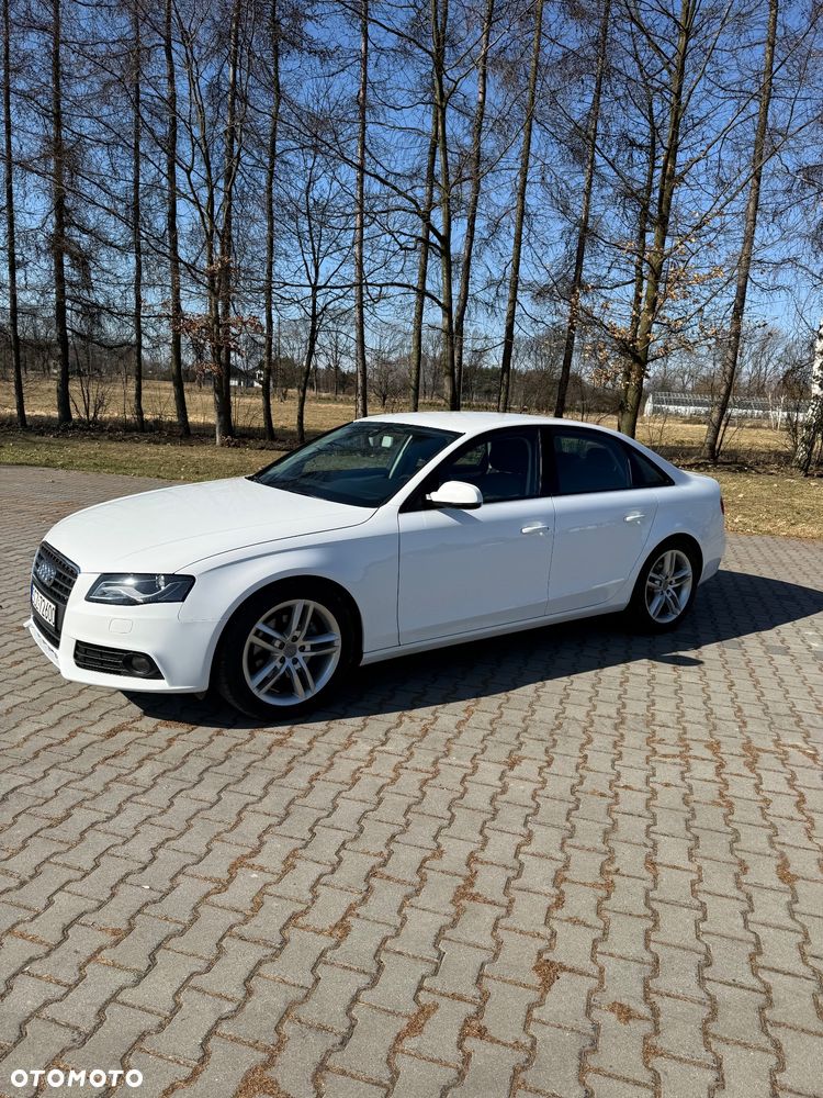 Audi A4 Limousine - 2