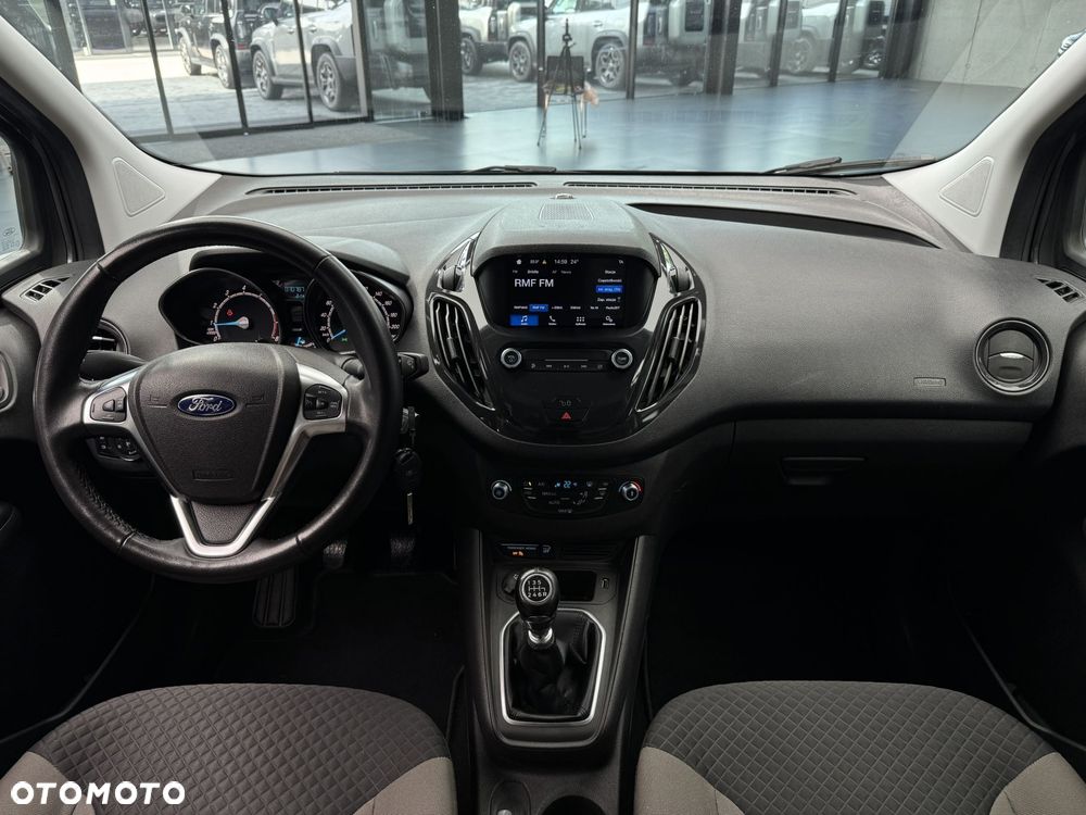 Ford Tourneo Courier 1.0 EcoBoost Titanium - 17