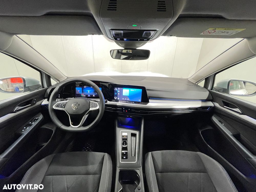 Volkswagen Golf 1.0 eTSI DSG MHEV Life - 9