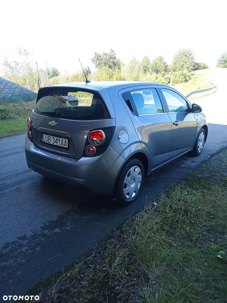 Chevrolet Aveo 1.4 16V LT - 3