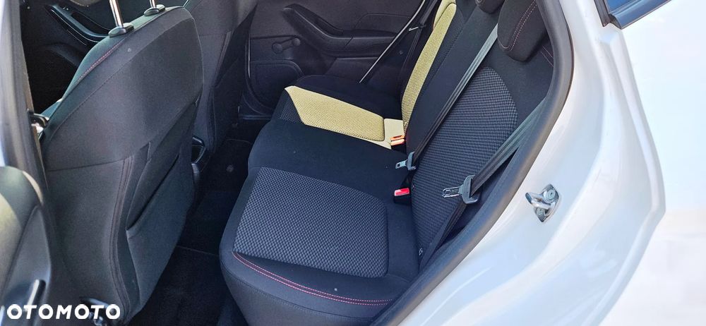 Ford Fiesta 1.1 S&S ST-LINE - 23
