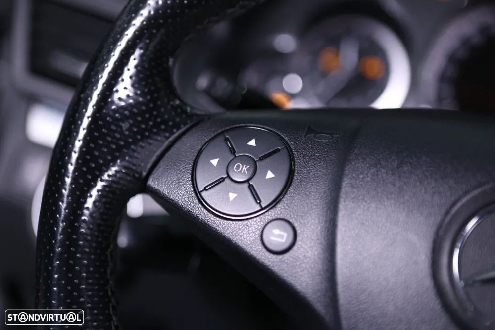 Mercedes-Benz E 250 CDi Avantgarde BlueEfficiency - 15