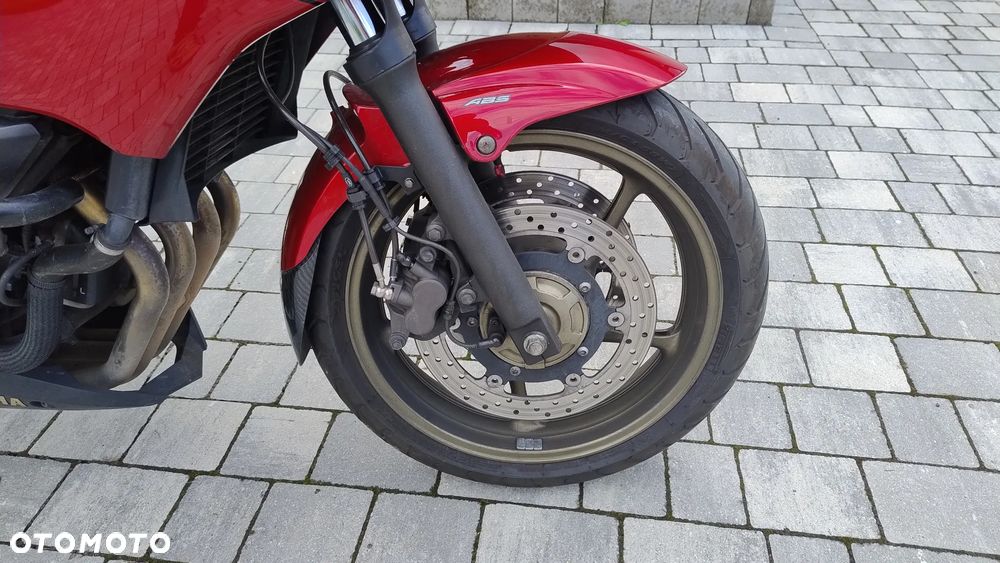 Yamaha XJ - 18