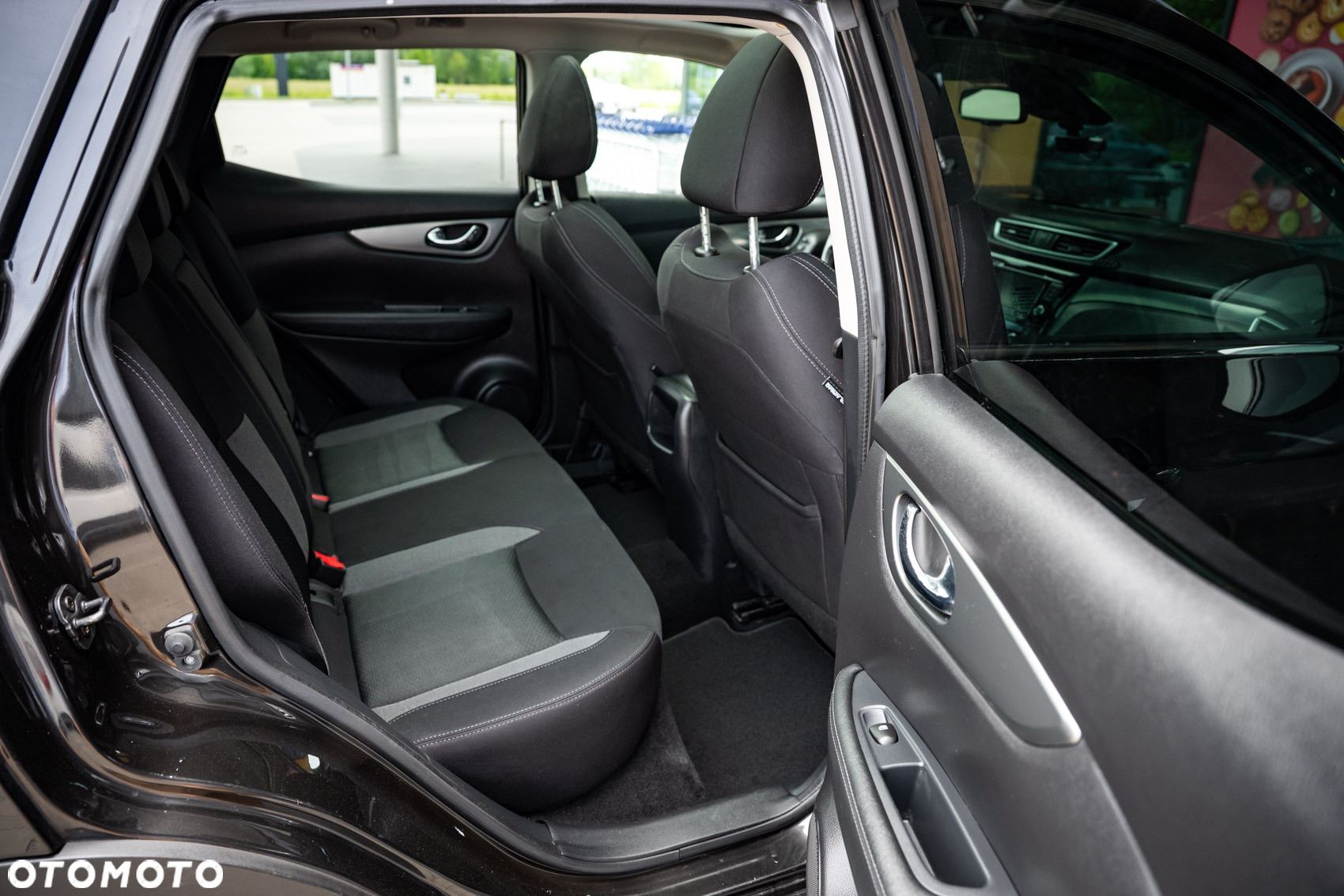 Nissan Qashqai 1.3 DIG-T N-Connecta - 10