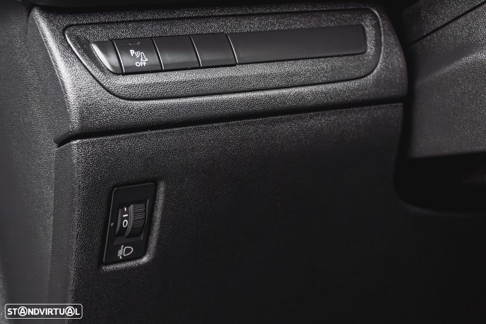 Peugeot 208 1.6 BlueHDi Style - 9