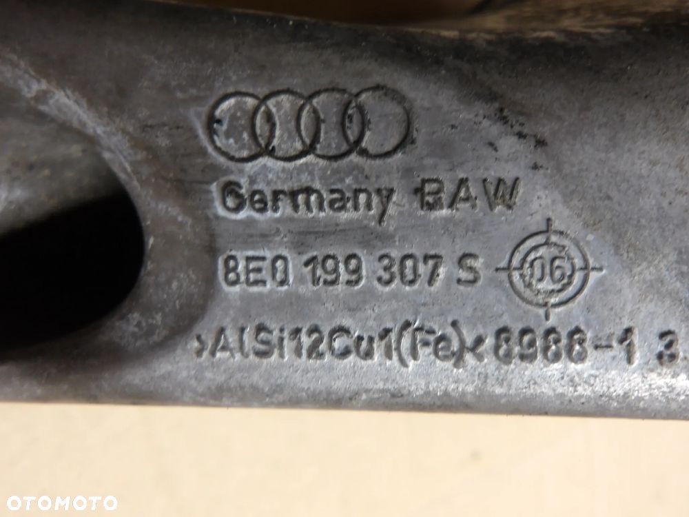 AUDI A4 B7 SEDAN 04-08 2.0TDI ŁAPA PODUSZKA SILNIKA LEWY PRZÓD 8E0199307 - 4
