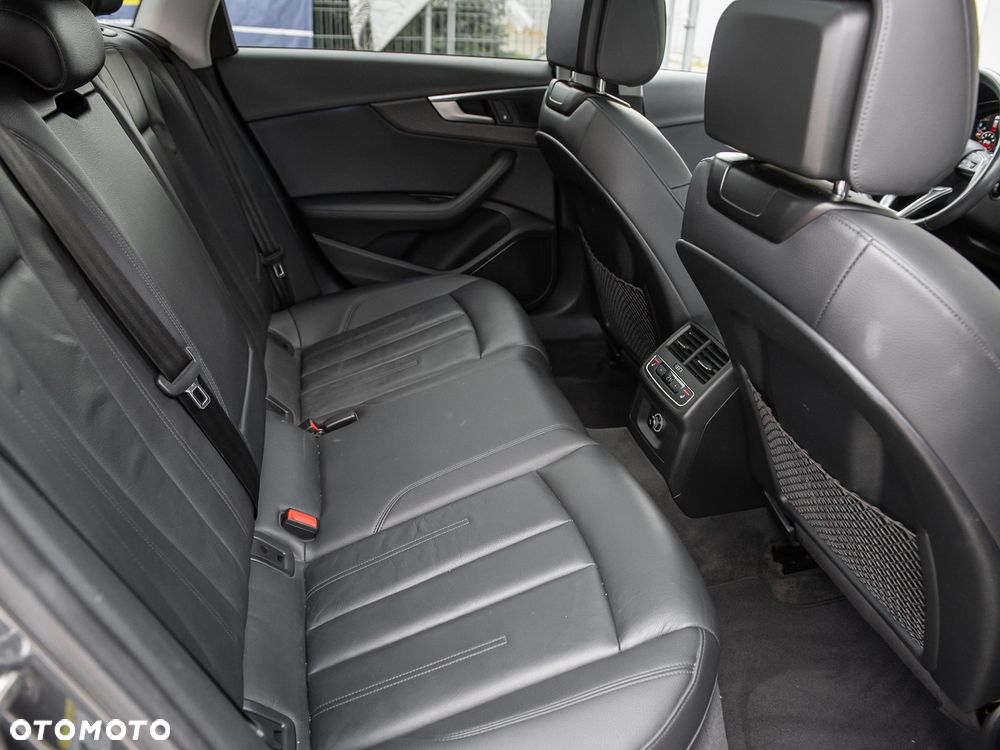 Audi A4 Allroad - 38