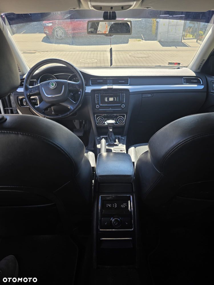 Skoda Superb 3.6 FSI 4x4 Platinum DSG - 13