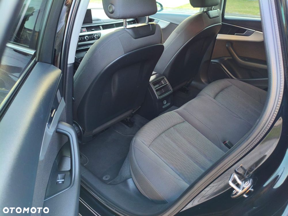 Audi A4 Avant 2.0 TDI - 19