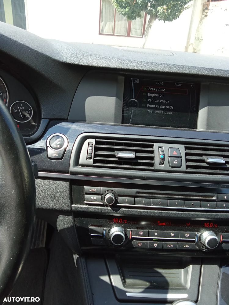 BMW Seria 5 520d Luxury Line - 22
