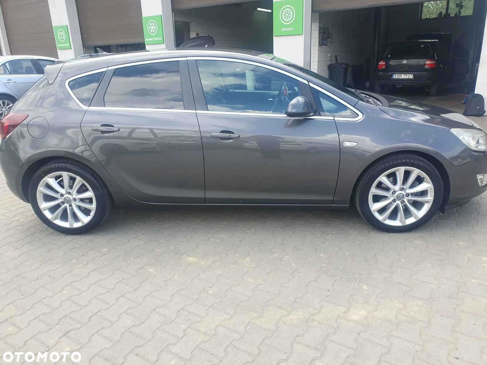 Opel Astra IV 1.7 CDTI Cosmo - 4