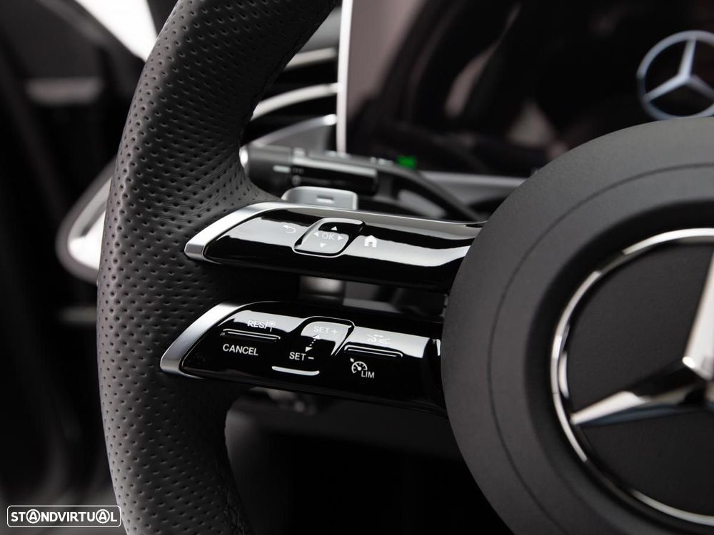 Mercedes-Benz E 220 d AMG Line - 18