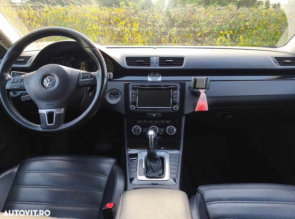 Volkswagen Passat CC 2.0 TSI DSG - 11